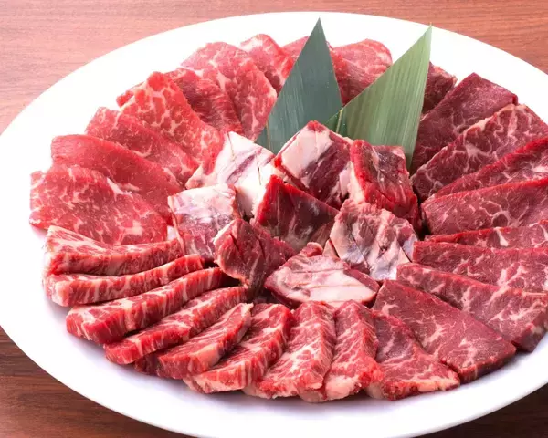 「【牛角】6月梅雨こそ“オトク”に焼肉で元気！「10%OFF」など選べる３種のクーポン」の画像