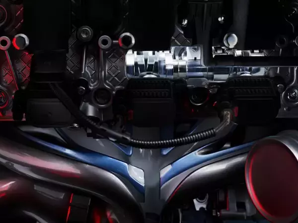 「アウディ5気筒エンジン 50周年」の画像