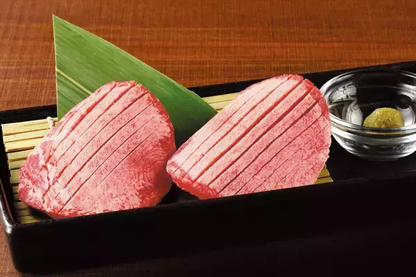 「牛角×星街すいせいLIVE「 “SuperNova: REBOOT” 」コラボ！オリジナルグッズ付き「星街すいせいセレクト盛り」登場」の画像