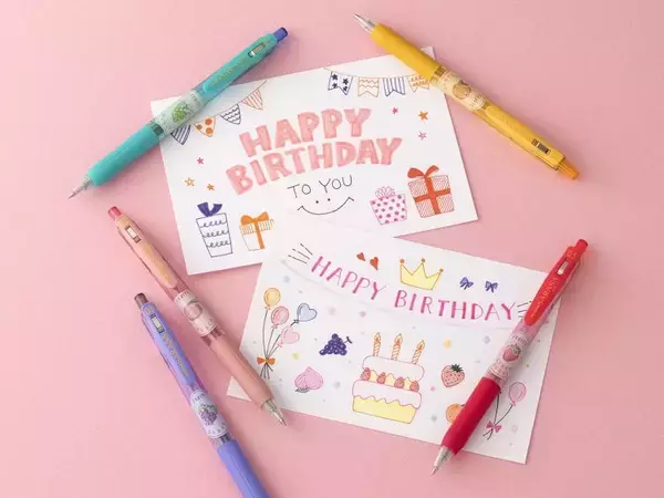 「シンプルでかわいいデザインと、フルーティーな香りがするインクで勉強もはかどっちゃう！人気の「サラサクリップ」に香りつきが限定で登場！『サラサクリップ 香りつきフルーツ』　3月6日　数量限定発売」の画像