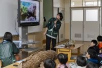 【京都水族館】飼育スタッフ主催の特別プログラムが10年目に突入京都市内8校の小学校を対象に「出張授業」を開催