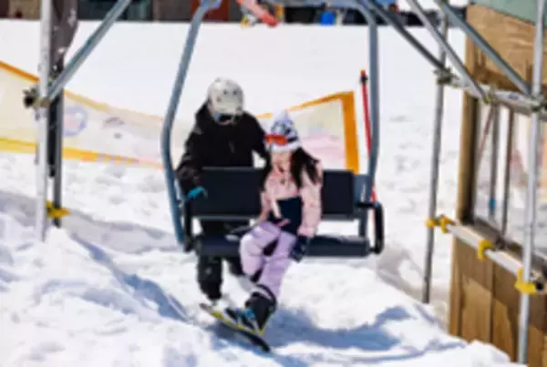 「ウイングヒルズ白鳥リゾート（岐阜県スキー場）ゴンドラ運行！全面滑走可能！！」の画像