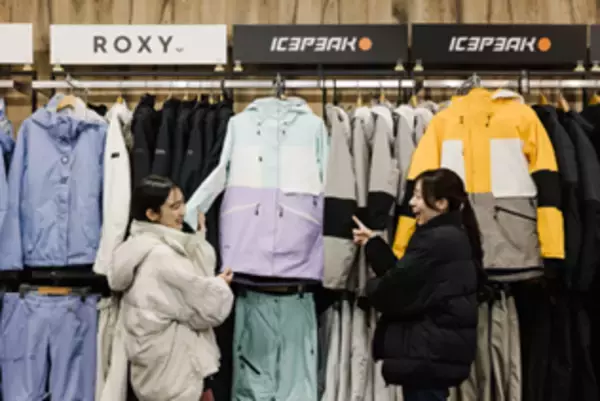 「ウイングヒルズ白鳥リゾート（岐阜県スキー場）ゴンドラ運行！全面滑走可能！！」の画像