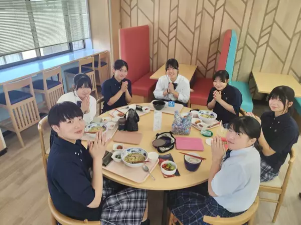 「白梅学園キャンパスの食堂と大学・短期大学図書館がリニューアルオープン ― 「食堂コモンズ」「図書館コモンズ」として学園内連携をさらに豊かに育む拠点に」の画像