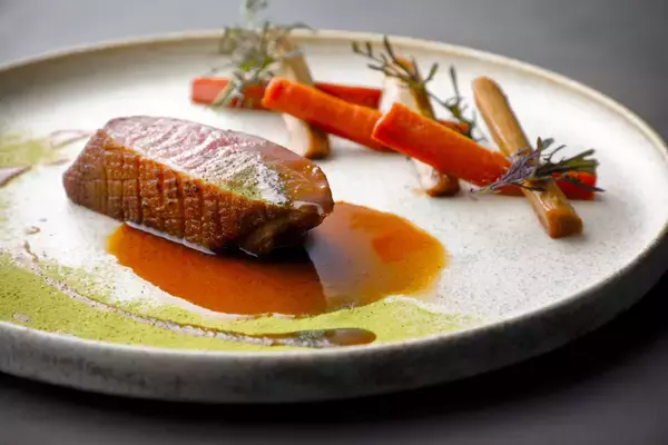 「クエなど和歌山県産食材をフレンチの感性でアレンジしたディナーコース「Seasonal Dinner Course Winter～Premium～」を発売」の画像