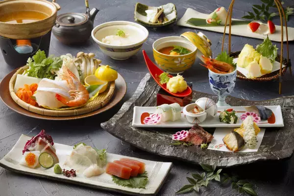 「クエなど和歌山県産食材をフレンチの感性でアレンジしたディナーコース「Seasonal Dinner Course Winter～Premium～」を発売」の画像