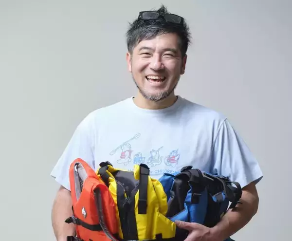 「【1PV＝1円の寄付】世界中で涙を誘った詩『最後だとわかっていたなら』限定カバー発売記念。サイトを訪れるだけで子どもたちの命を守る「ライジャケサンタ」を支援できるチャリティキャンペーンを開始！」の画像