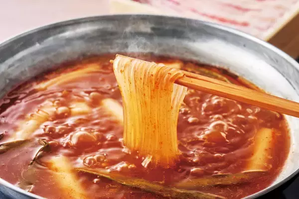 「【しゃぶしゃぶ温野菜】最旬トレンド！旨辛×薬膳の『旨辛 麻辣湯しゃぶ』いま大注目の“麻辣旋風”を温野菜で体感！〜九鬼「芳醇胡麻油」香る『鶏清湯 葱たんしゃぶ』も同時に新登場〜」の画像