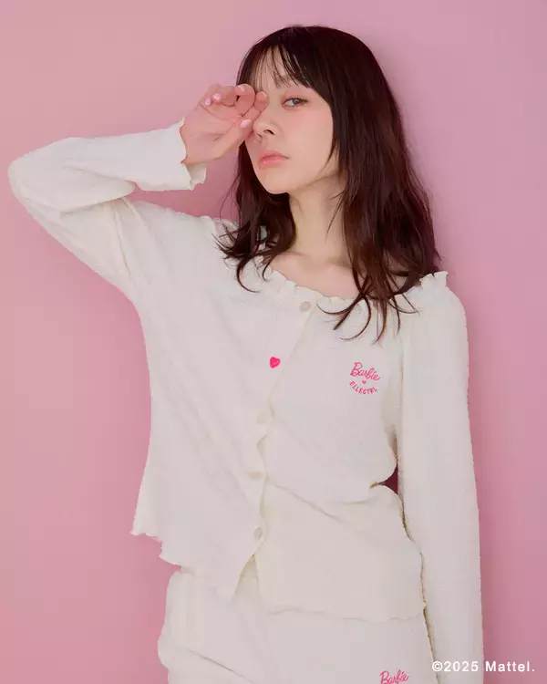 「第一弾に引き続き、ファッションブランドELLEgirl(エル ガール)が世界で人気のファッションドール“Barbie”とのコラボレーション第二弾発売中！」の画像