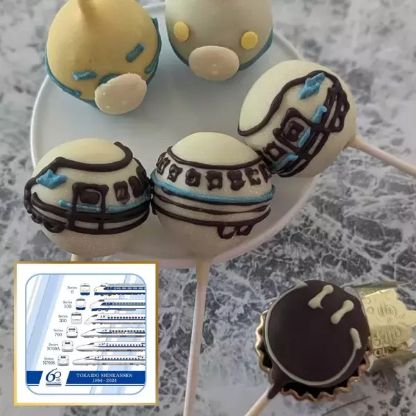 「大好評「歴代新幹線」に続く！JR東海「歴代特急車両」シリーズ　歴代7形式勢揃いのタオルハンカチ＆クリアファイルを新発売！」の画像
