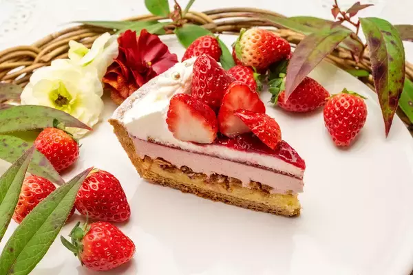 「【キル フェ ボン】全国各地の個性豊かな旬のイチゴが勢揃い！ショーケースを赤く彩る1週間  毎年大人気のフェア「2026 VERY STRAWBERRY」」の画像