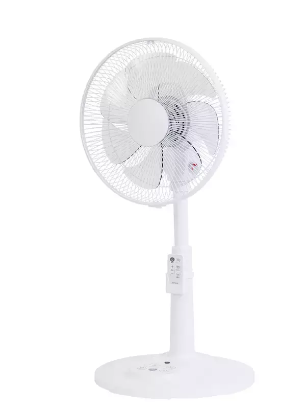 「日々のくらしに、ここちよい風を。ホコリがつきにくく静かで省エネ、ZEPEALの扇風機」の画像