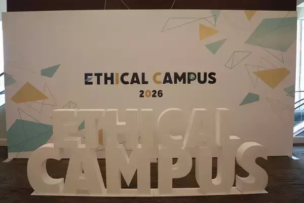 「青山商事×大学生による「エシカルファッションショー」を開催」の画像