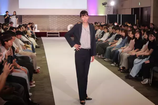 「青山商事×大学生による「エシカルファッションショー」を開催」の画像