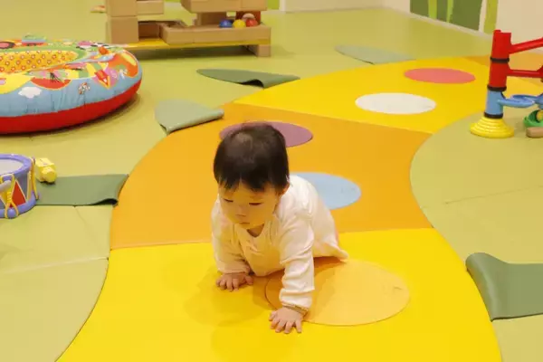 「2024年4月下旬より「つながる」をコンセプトに親子のあそび場「キドキド」20周年企画が始動」の画像