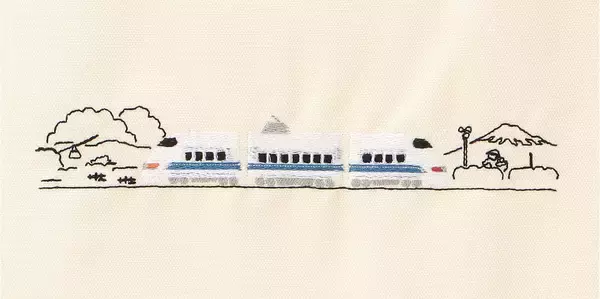 「東海道新幹線の歴代車両とドクターイエローを刺繍でデザインしたトートバッグ＆サコッシュを新発売」の画像