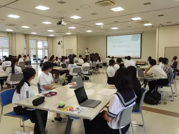「城西大学が埼玉県立本庄高等学校で中高大連携授業を実施 ― 卒業生が母校へ訪問、「学びの循環」が始動」の画像