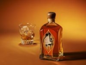 長期熟成スピリッツ『KIRISHIMA MELT BARLEY 21年』・『KIRISHIMA MELT RICE 25年』 を沖縄エリアで販売開始！