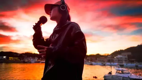 「オーディオテクニカ✕気仙沼の「サメ漁」共創プロジェクトが実現　“シャーク”なデザインのポータブルレコードプレーヤー「SHARK BURGER」3月5日（木）より「Makuake」にて先行販売開始」の画像