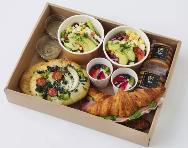 「【東京ミッドタウン】MIDTOWN OPEN THE PARK 2026 が本日スタート　新緑のもと手軽にごちそうを楽しむ「SUNNY PICNIC」」の画像