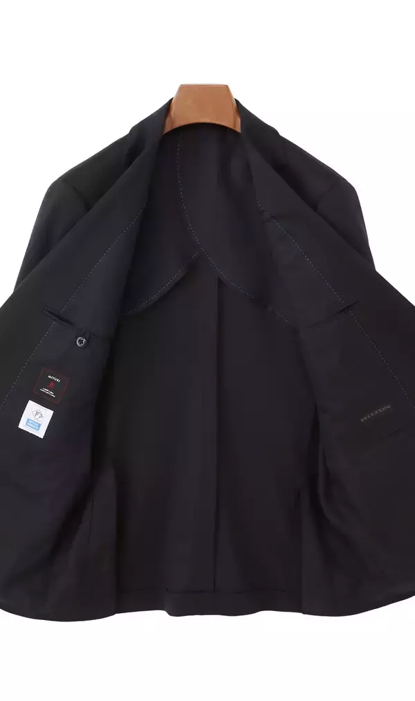 「プロ野球4球団の公式スーツを刷新！選手着用モデルの「レプリカスーツ」を洋服の青山にて数量限定で発売」の画像