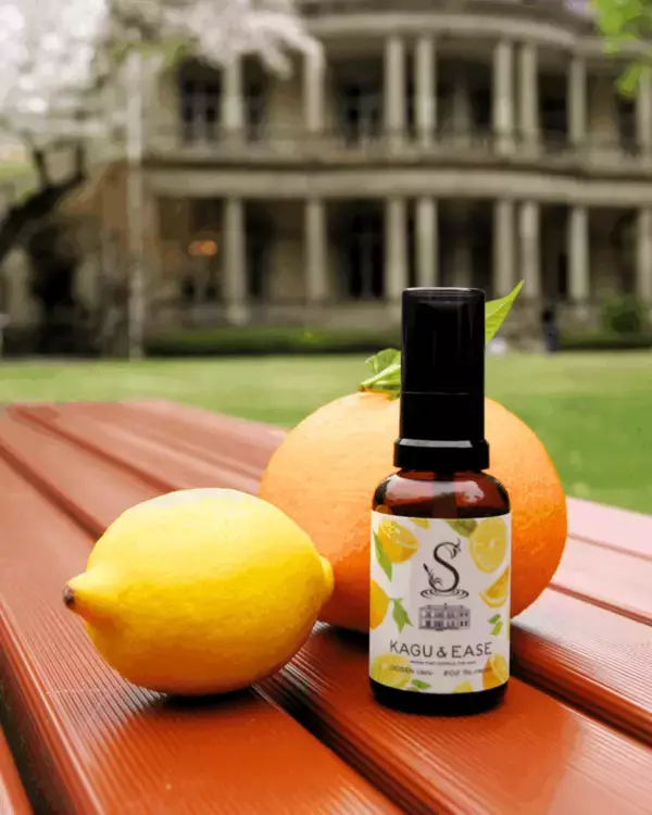 「清泉女子大学地球市民学部の学生が品川区の企業と連携しアロマスプレー「SEISEN Univ. #02 RE:FRESH」を商品化 ― モノコスメラボWEB ショップなどで販売中」の画像