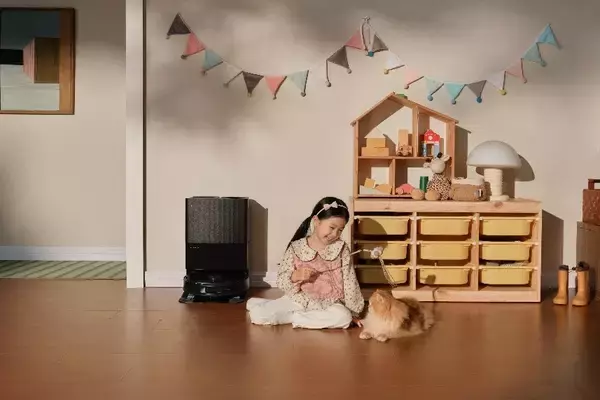 「圧倒的な吸引力により、すべてが手間いらず。Roborock、進化した水拭き性能と多機能全自動ドックを搭載したロボット掃除機「Qrevo L Pro」を発売」の画像