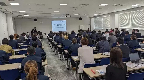 「＜医療機関・企業・学校関係者向け＞「アレルギー疾患の治療と就学・就労の両立支援」実施手引書を発行（厚生労働省モデル事業成果）」の画像