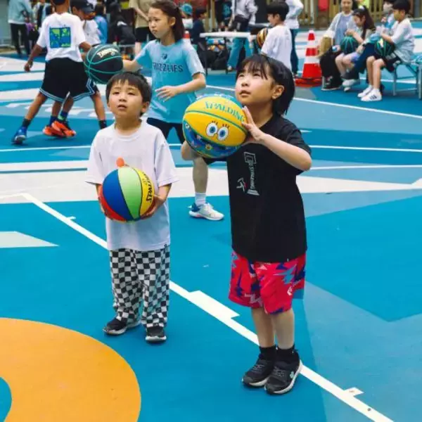 「PASS FOR THE FUTURE　～未来のスターたちが集う、原点の公園バスケ～　スポルディングがオフィシャルゲームボールをサプライするLOVE GAME by go parkey開催　」の画像