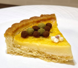 召しませ 多彩な色と香りのパウダーカプセル　ココアやカレーパウダー、形成のカギは「ぬれ性」 -- 大阪工業大学