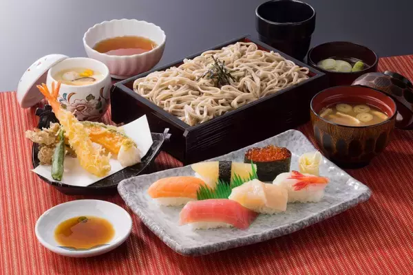 「とんでんが運営する『湯けむりの丘 つきさむ温泉』「ニフティ温泉 年間ランキング２０２４」北海道総合第５位を受賞！記念して、電子チケットが最大１００円引きになるキャンペーン開催」の画像