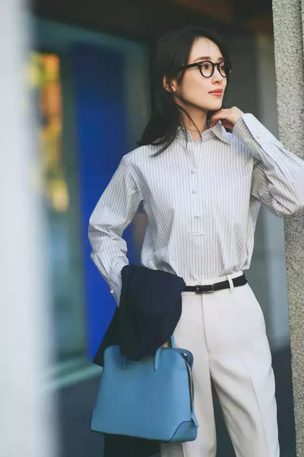 「人気雑誌「Oggi」とMeWORK®のコラボアイテムが新登場　高機能とトレンドを両立したセットアップ・トップスなど全30種！」の画像