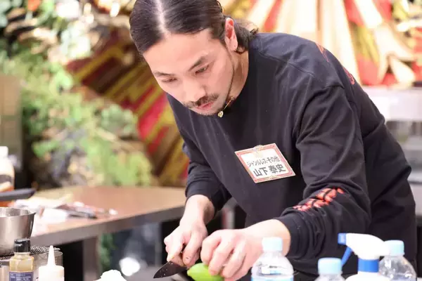 「令和ロマン、さや香、マヂカルラブリー、オズワルドがファイナリストシェフの素顔に迫る！「CHEF-1」決勝直前特別番組」の画像