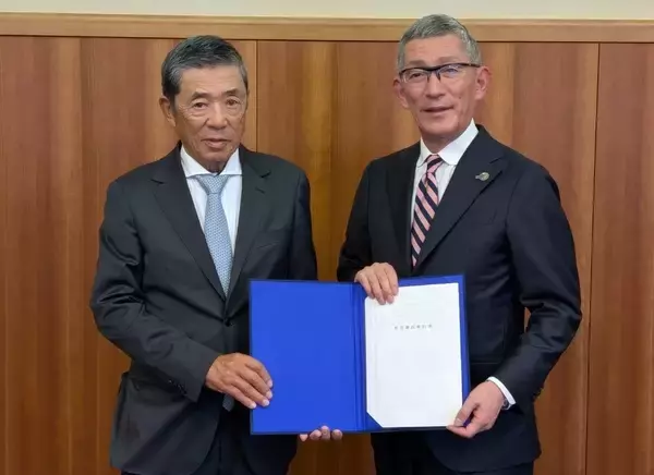 「損害車リユース・リサイクルのタウ、国内トップクラスのトラック・建設機械の修理工場を有する新富田自動車工場をグループ傘下に」の画像
