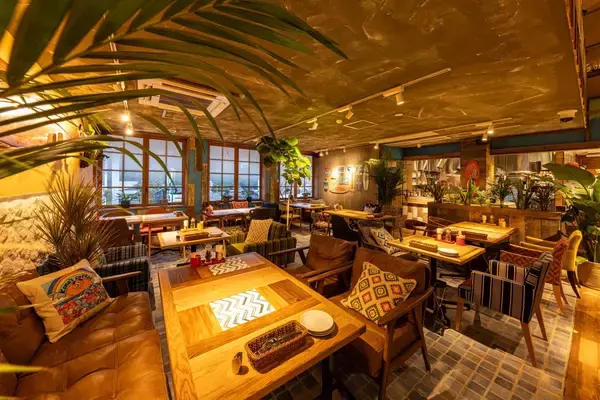 「トリドールグループが掲げる「心的資本経営」から生まれた新制度　コナズ珈琲で成長感謝ポイント制度「MAHALO（マハロ）」開始」の画像