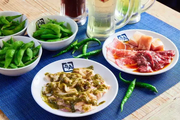 「【牛角】祝‼『焼肉酒場』5万人達成記念！「青唐MIX」ホルモンが新・肉ツマミに登場‼ ～青唐辛子の“ピリ辛×やみつき”でさらに酒が進む！～」の画像