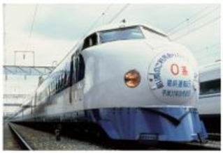 【BLUE BULLET開店1周年記念】懐かしい車両と「自然×鉄道」が美しいポストカードセット2種を新発売