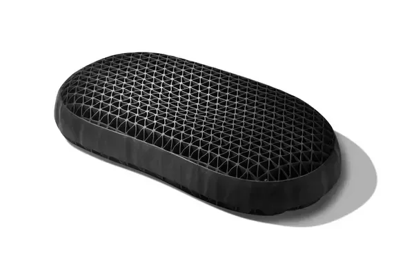 「通気性に特化した新モデル『ヒツジのいらない枕® ー和みー』がMakuakeの枕製品応援購入金額、歴代1位に」の画像