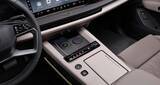 「Audi Q9、セグメント初のモデルとして室内空間と快適性を再定義：新たなポートフォリオのフラッグシップ」の画像8