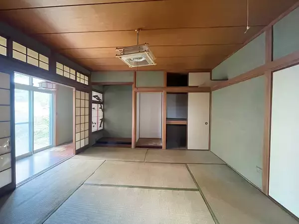 「LIXILの断熱リフォームを使用して地場工務店の匠が手掛けた断熱リノベの実例集『断熱リノベの匠』を展開」の画像