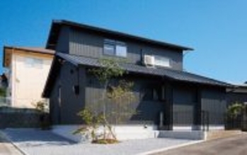 LIXILの断熱リフォームを使用して地場工務店の匠が手掛けた断熱リノベの実例集『断熱リノベの匠』を展開