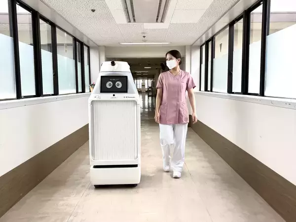 浅ノ川総合病院にて、北陸地方初となる屋内配送ロボット「FORRO（フォーロ）」の運用を開始