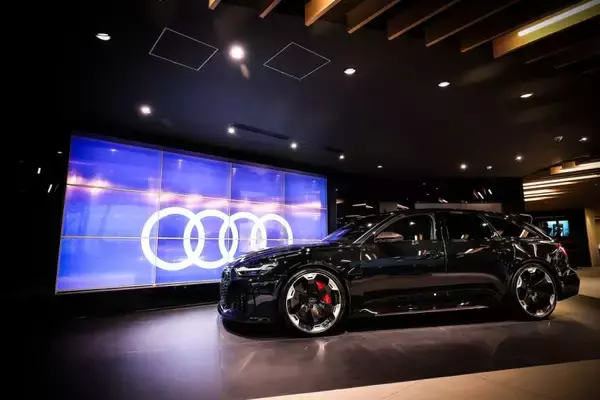 「アウディ、「Audi City 銀座」を12月7日にグランドオープンアウディブランドの最先端を体感できるショールームを公開」の画像