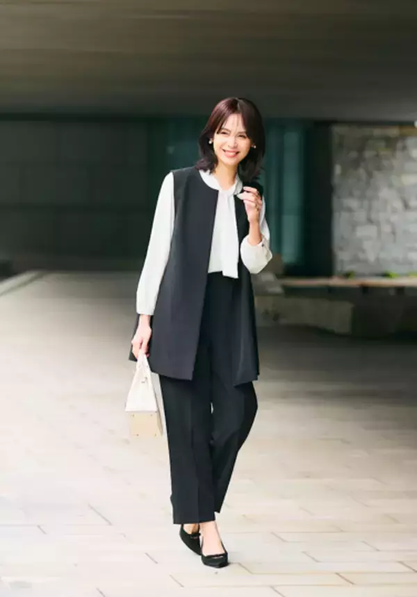 「上下セット１万円台の高機能「正解スーツ」が12月19日（金）に販売開始！卒入園・卒入学式からお仕事まで使えるCROSS FUNCTION(クロス ファンクション)から新作も登場！」の画像