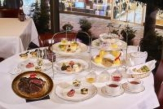 「ウルフギャング・ステーキハウス」福岡店　21時以降の予約限定「夜景の肉食ハイティー」