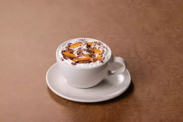 「【ホテルグレイスリー新宿】冬限定のあま〜いスイーツとあったかドリンクなど全6種が登場！いちごたっぷり「ストロベリーモンブランパフェ」で大人スイーツを堪能」の画像