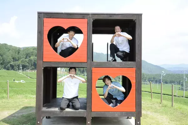 「光臣」「お兄」と呼び合う仲！DAIGOの“親友”高橋光臣が「DAIGOも台所」に初登場で、まさかの告白！？スタッフ騒然 “手作りマドレーヌ64個”を差し入れでDAIGOも「ガチで!?」と大仰天！