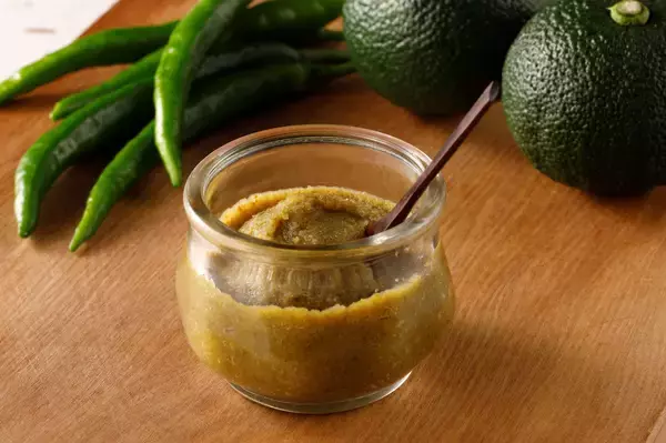 「【しゃぶしゃぶ温野菜】初春限定の紅白二彩鍋！毎年好評の「梅たんしゃぶ」と新作「鶏白湯しゃぶ」が期間限定で登場 ～華やかな紅白仕立てで、「さっぱり×コクうま」の対照的な味わい～」の画像