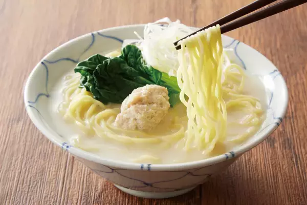 「【しゃぶしゃぶ温野菜】初春限定の紅白二彩鍋！毎年好評の「梅たんしゃぶ」と新作「鶏白湯しゃぶ」が期間限定で登場 ～華やかな紅白仕立てで、「さっぱり×コクうま」の対照的な味わい～」の画像