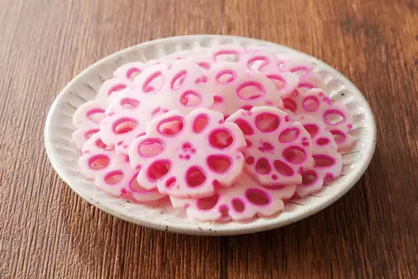 「【しゃぶしゃぶ温野菜】初春限定の紅白二彩鍋！毎年好評の「梅たんしゃぶ」と新作「鶏白湯しゃぶ」が期間限定で登場 ～華やかな紅白仕立てで、「さっぱり×コクうま」の対照的な味わい～」の画像